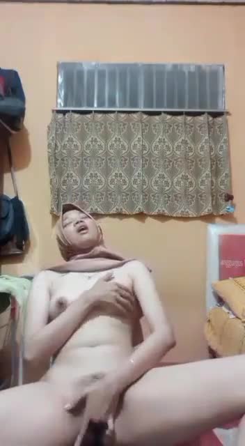 Bokep Indo   Ukhty lg enak colmek